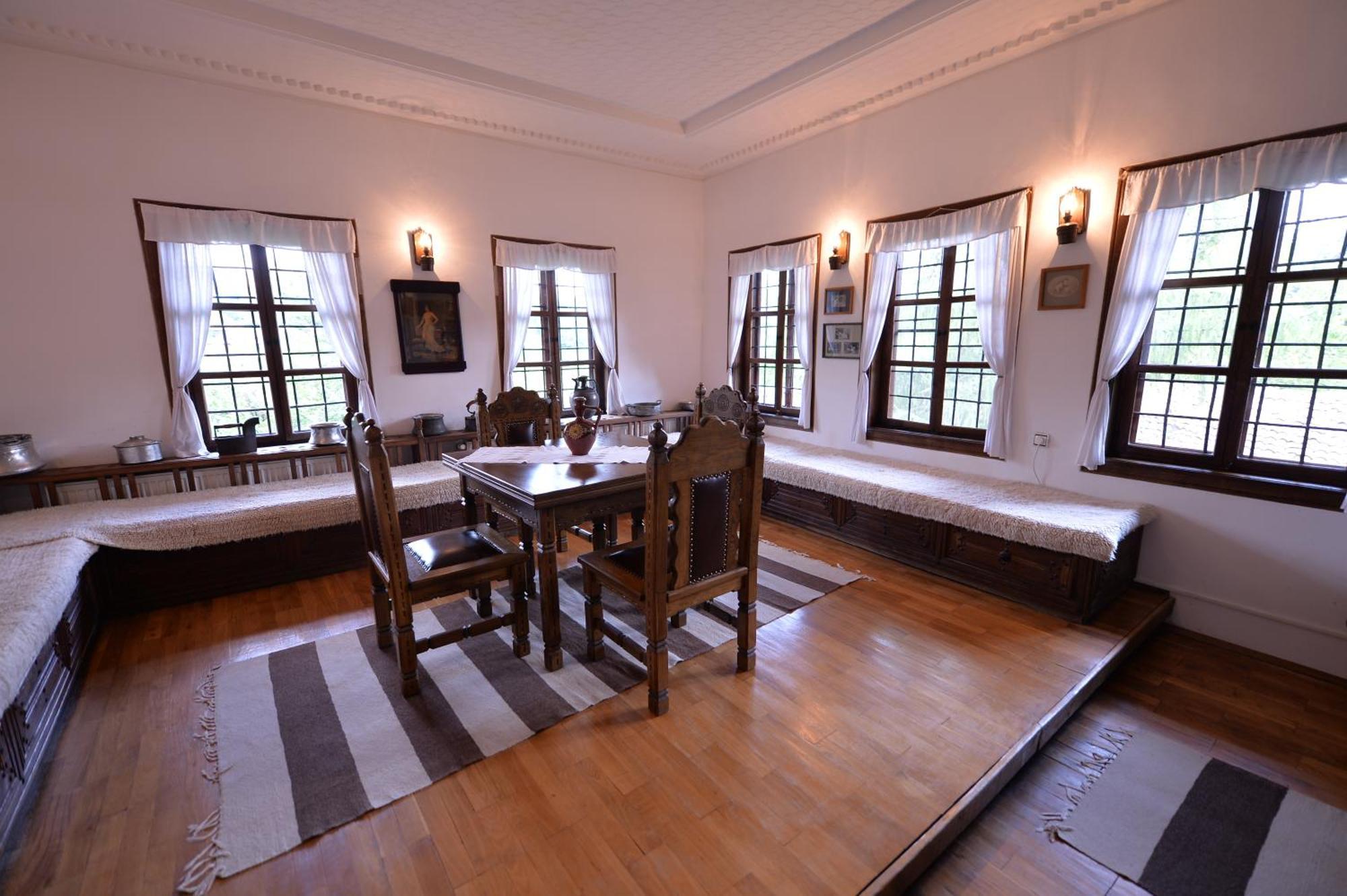 Arbanashki Han Hotelcomplex Arbanasi Bilik gambar